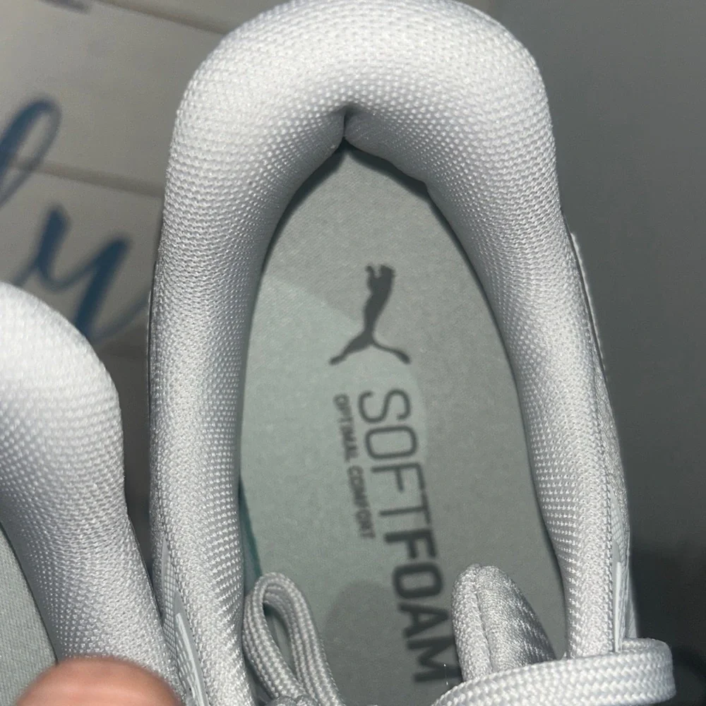 PUMA Men’s Sneakers NIB - Picture 5 of 6